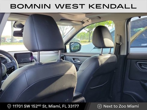 Used 2021 Nissan Rogue SL image 10
