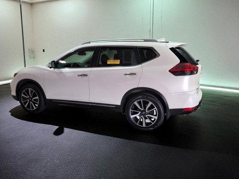 Used 2017 Nissan Rogue SL image 19