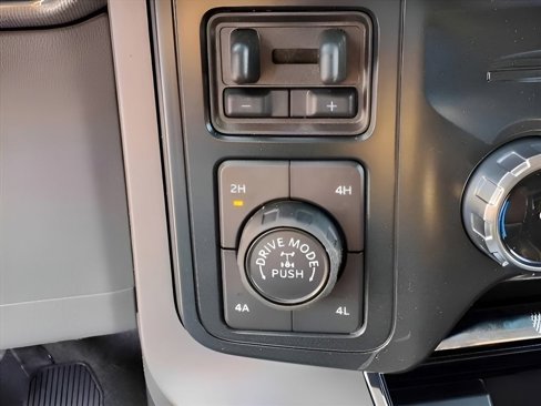 New 2025 Ford F150 Lariat w/ Equipment Group 501A Mid image 27