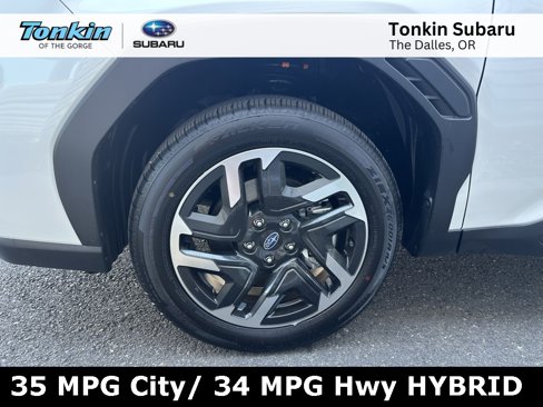New 2025 Subaru Forester Premium image 11