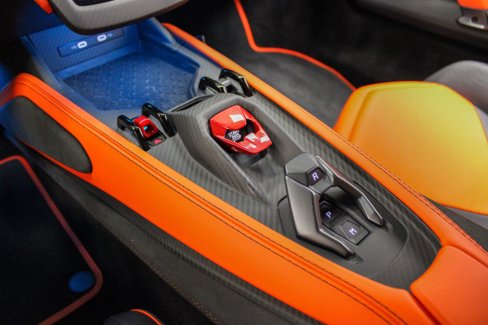 Used 2025 Lamborghini Revuelto image 29