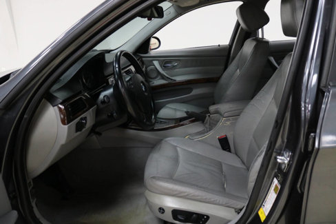Used 2006 BMW 325i Sedan image 14