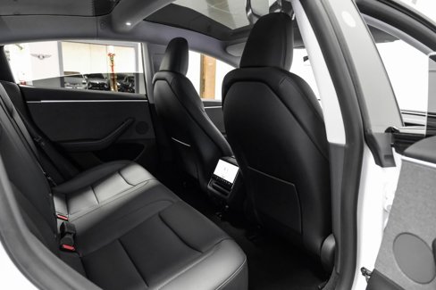 Used 2025 Tesla Model 3 Long Range image 36