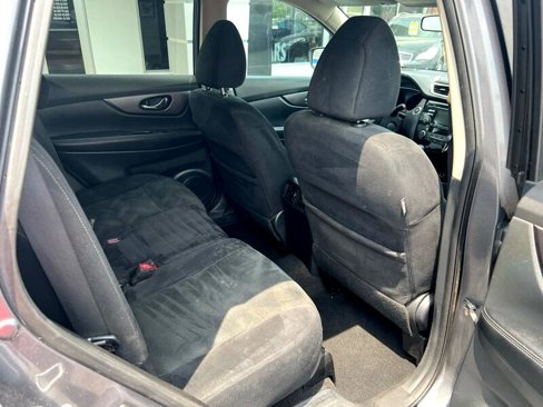 Used 2016 Nissan Rogue S image 10
