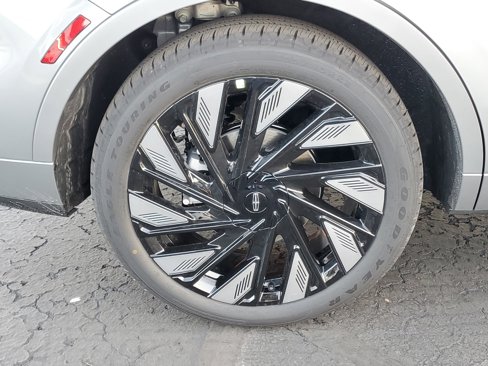 New 2025 Lincoln Nautilus Black Label w/ Jet Appearance Package image 5