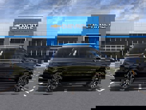 New 2025 Chevrolet Suburban High Country image 5