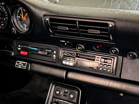 Used 1986 Porsche 911 Carrera image 28