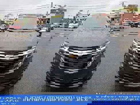 Used 2022 Chevrolet Equinox LT image 2
