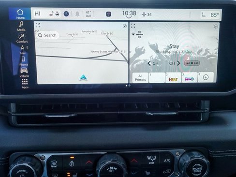 New 2025 Jeep Wrangler Sahara w/ Technology Group image 17