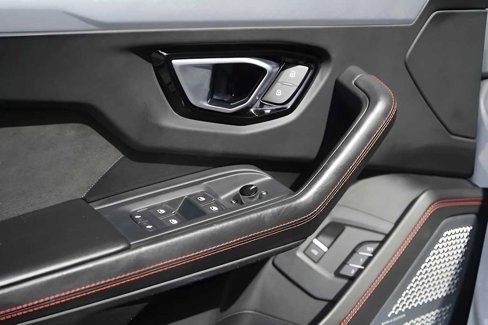 Used 2020 Lamborghini Urus image 14