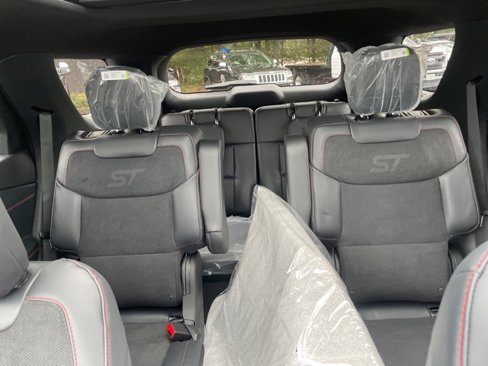 New 2025 Ford Explorer ST image 49