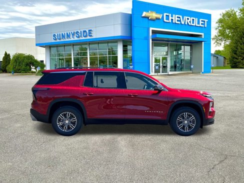 New 2026 Chevrolet Traverse LT image 2