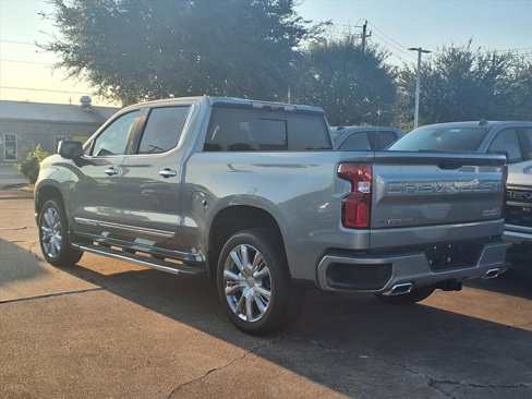 New 2026 Chevrolet Silverado 1500 High Country w/ High Country Premium Package image 2