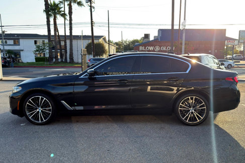 Used 2022 BMW 530i w/ Convenience Package image 8