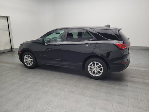 Used 2022 Chevrolet Equinox LS image 3