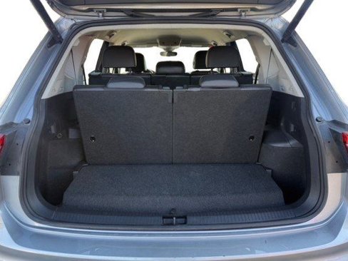 Used 2024 Volkswagen Tiguan Wolfsburg Edition image 31