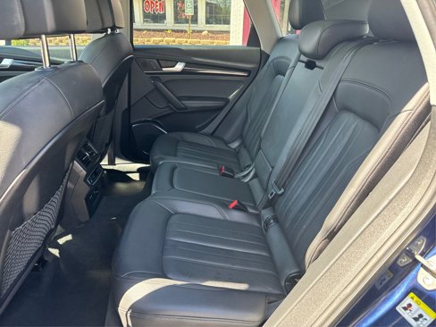Used 2020 Audi Q5 2.0T Premium Plus w/ Premium Plus Package image 11