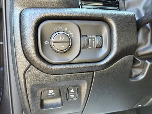 New 2026 RAM 1500 Laramie w/ Night Edition image 31