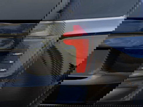 New 2025 Chevrolet Suburban LS image 11