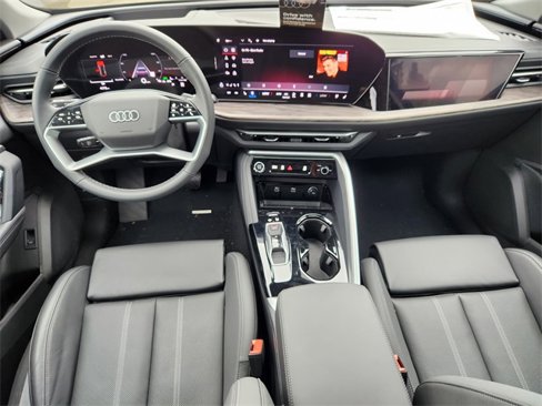 New 2025 Audi Q5 Prestige image 23