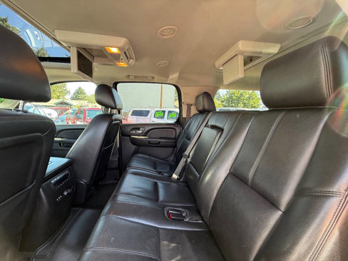 Used 2013 Chevrolet Suburban LT w/ Suspension Package, Off-Road image 18