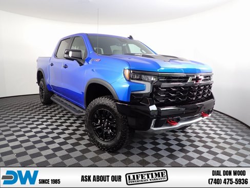 Used 2025 Chevrolet Silverado 1500 ZR2 w/ Technology Package image 1