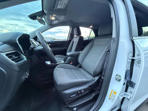 Used 2023 Chevrolet Equinox LT image 9