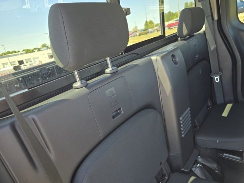 New 2026 Nissan Frontier S image 11