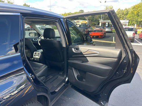 Used 2019 INFINITI QX60 Luxe w/ Essential Package image 30