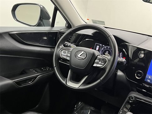 Certified 2025 Lexus NX 250 FWD image 15