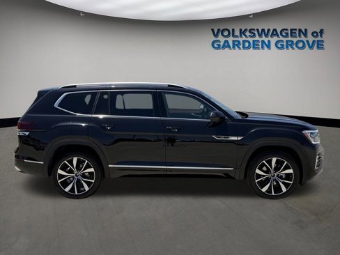 New 2025 Volkswagen Atlas SEL Premium R-Line image 12