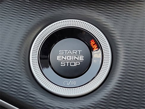 New 2025 Jeep Grand Cherokee Altitude image 17