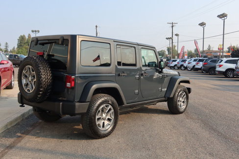 Used 2018 Jeep Wrangler Unlimited Rubicon w/ Connectivity Group image 5