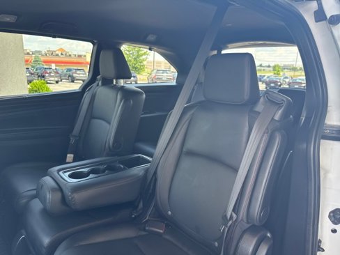 Used 2024 Honda Odyssey Sport image 6