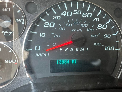Used 2024 Chevrolet Express 3500 w/ Power Convenience Package image 12