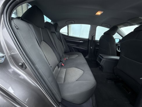 Used 2023 Toyota Camry LE image 40