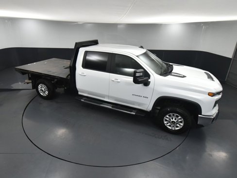 Used 2024 Chevrolet Silverado 2500 LT w/ Convenience Package image 61