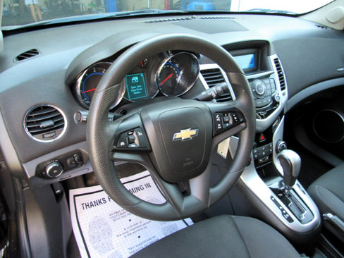 Used 2016 Chevrolet Cruze LT w/ Sun And Sound Package image 17
