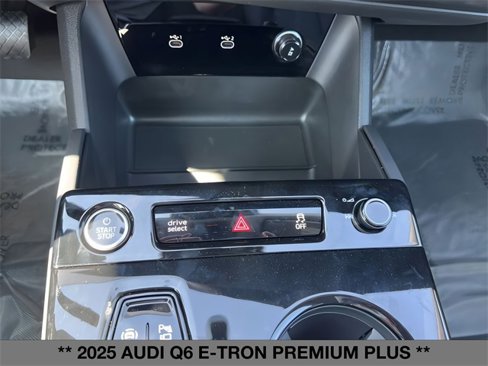 New 2025 Audi Q6 e-tron Premium Plus image 26