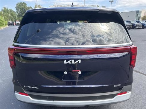 New 2026 Kia Carnival image 6