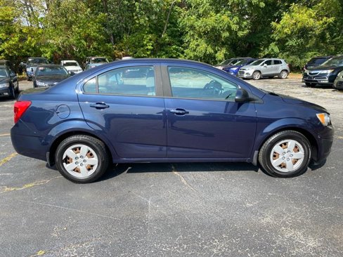 Used 2016 Chevrolet Sonic LS image 4