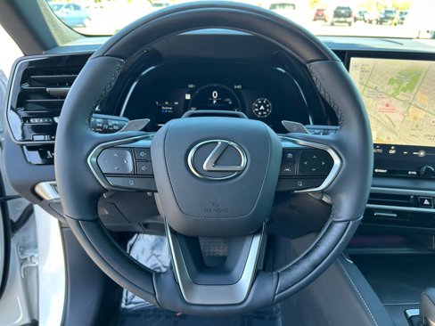 Used 2025 Lexus RX 350 image 13