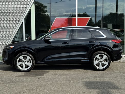 New 2025 Audi Q5 Premium Plus image 2