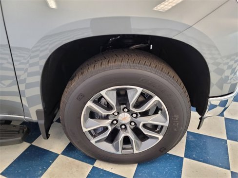 New 2025 Chevrolet Silverado 1500 LT image 14