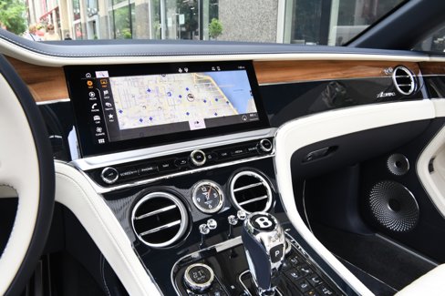 New 2024 Bentley Continental GT V8 image 14