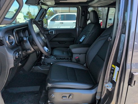 New 2025 Jeep Wrangler Sahara w/ Safety Group image 30