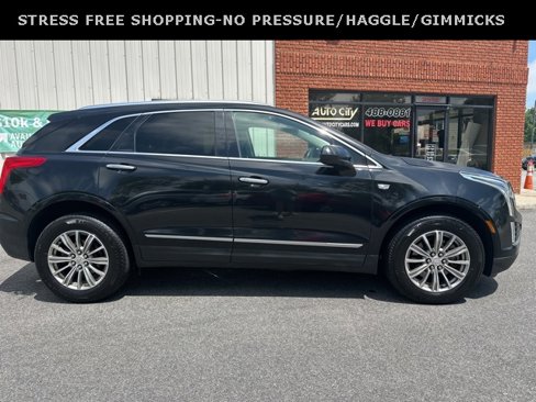 Used 2017 Cadillac XT5 Luxury image 1