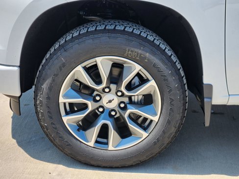 New 2026 Chevrolet Silverado 1500 RST w/ Texas Edition Plus image 9
