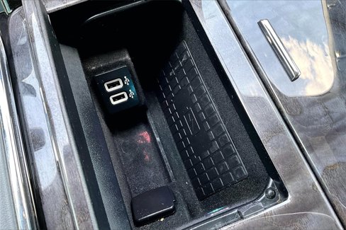 Used 2019 Lincoln Navigator Reserve image 26