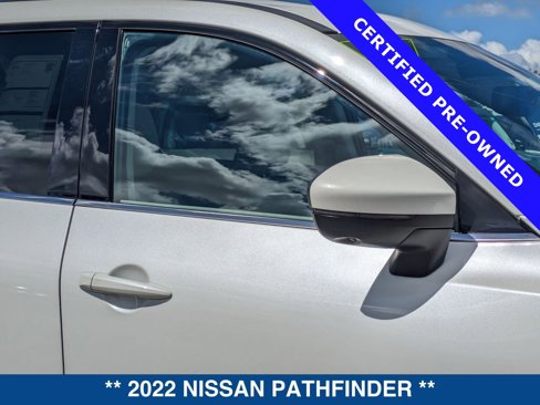 Used 2022 Nissan Pathfinder SL w/ SL Premium Package image 10
